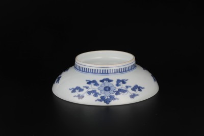 鍋島焼 藍鍋島 染付菊花文 五寸皿 時代箱 V R8086 _01a6168.