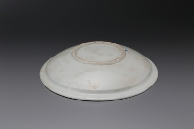 初期伊万里菊花弁 銀杏紋平盃