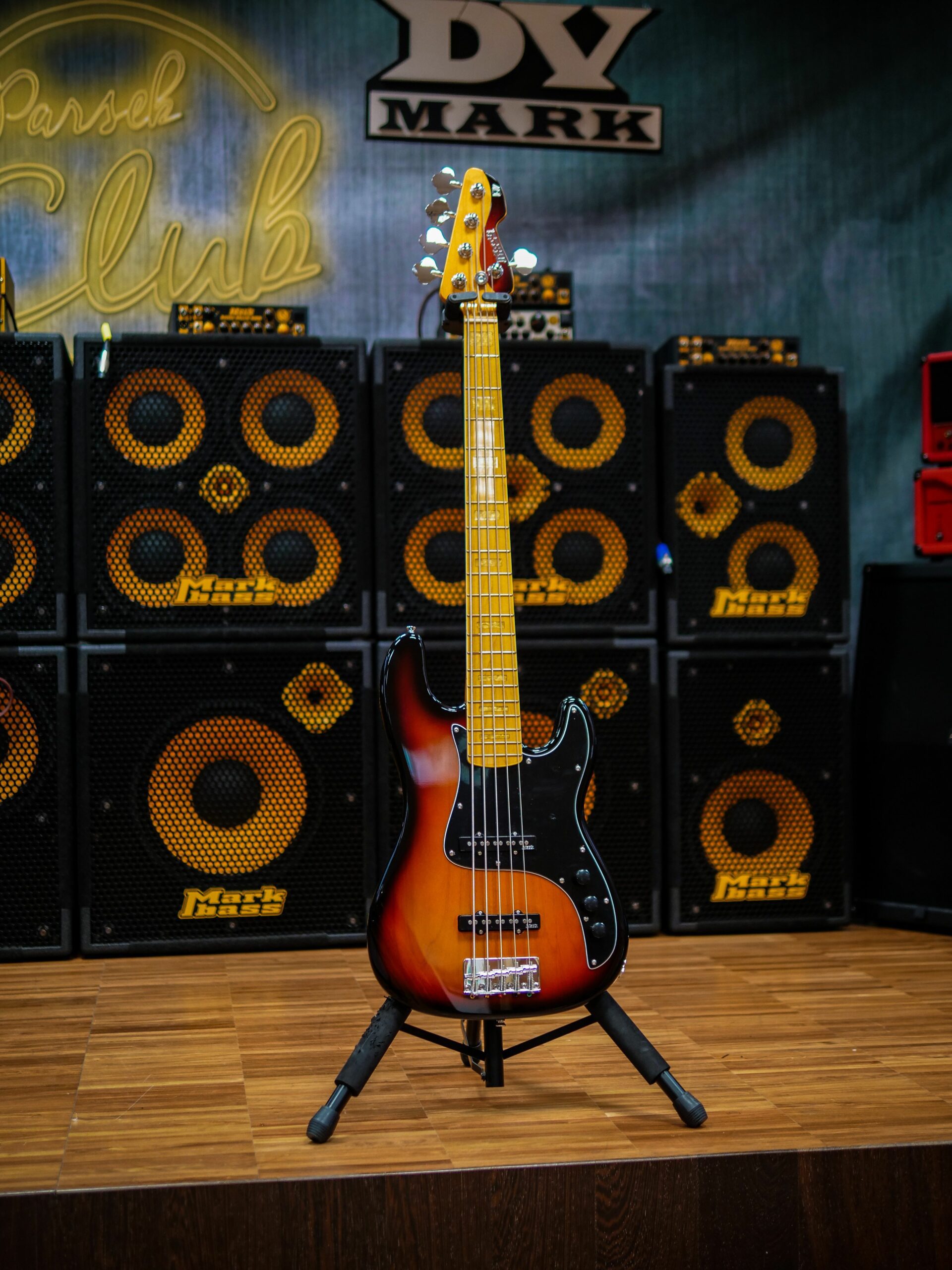MB GV 5 Gloxy 3-Tone Sunburst CR MP Passive – Markbass