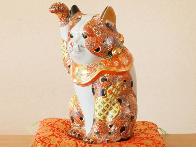 九谷焼 陶幸 マルヨネ】 10号招き猫 盛小紋 右手・左手各 幅18×奥18×高