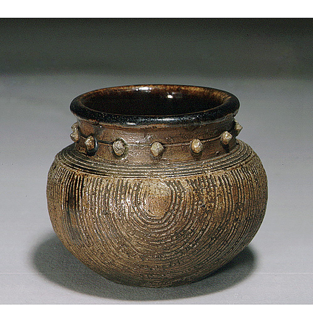 瀬戸 鉄釉柳斗文擂茶〈ルイザ〉茶入 | 展示作品 | マスプロ美術館