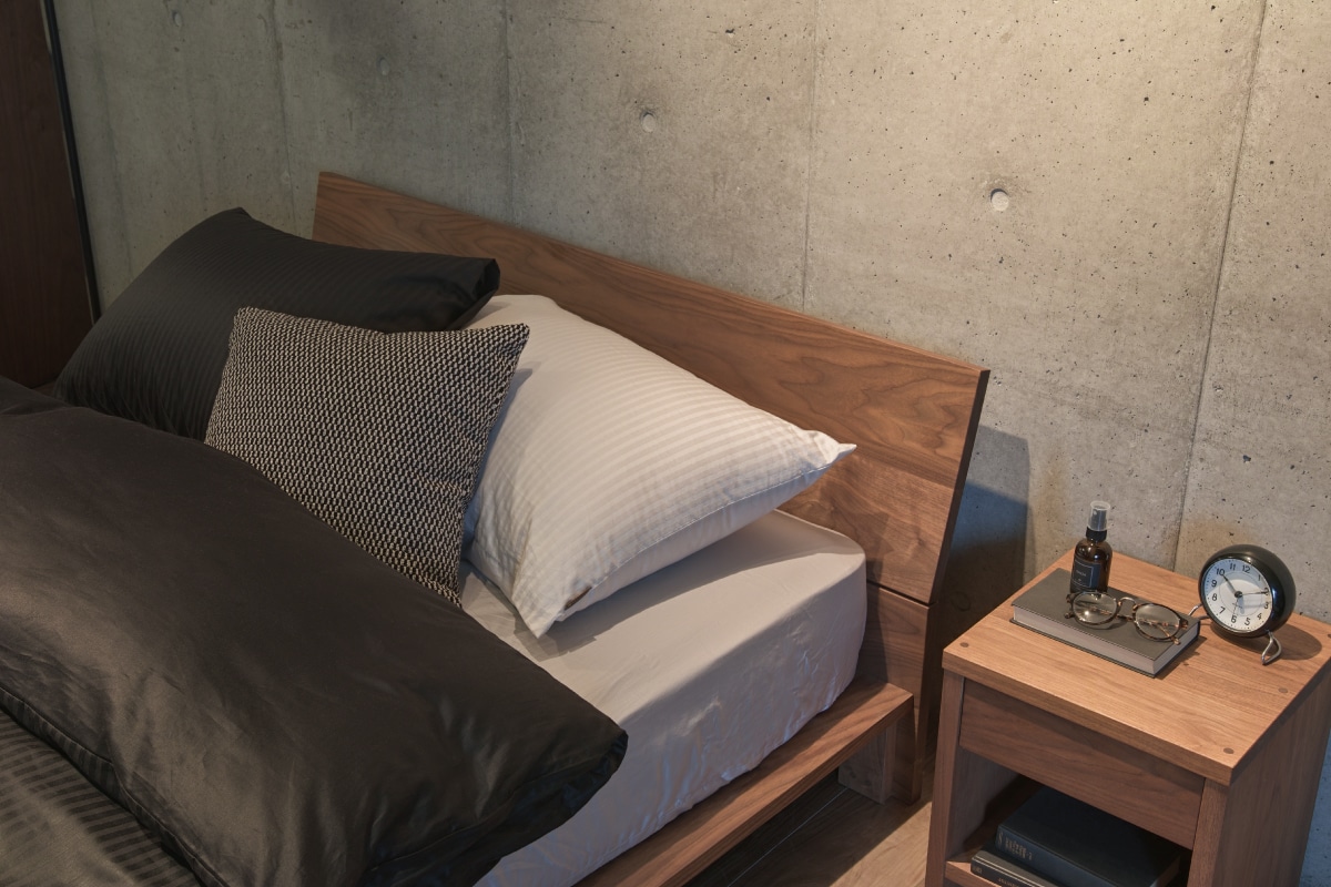 MORELESS NIGHT TABLE(高さ45cm)の通販 / マスターウォール