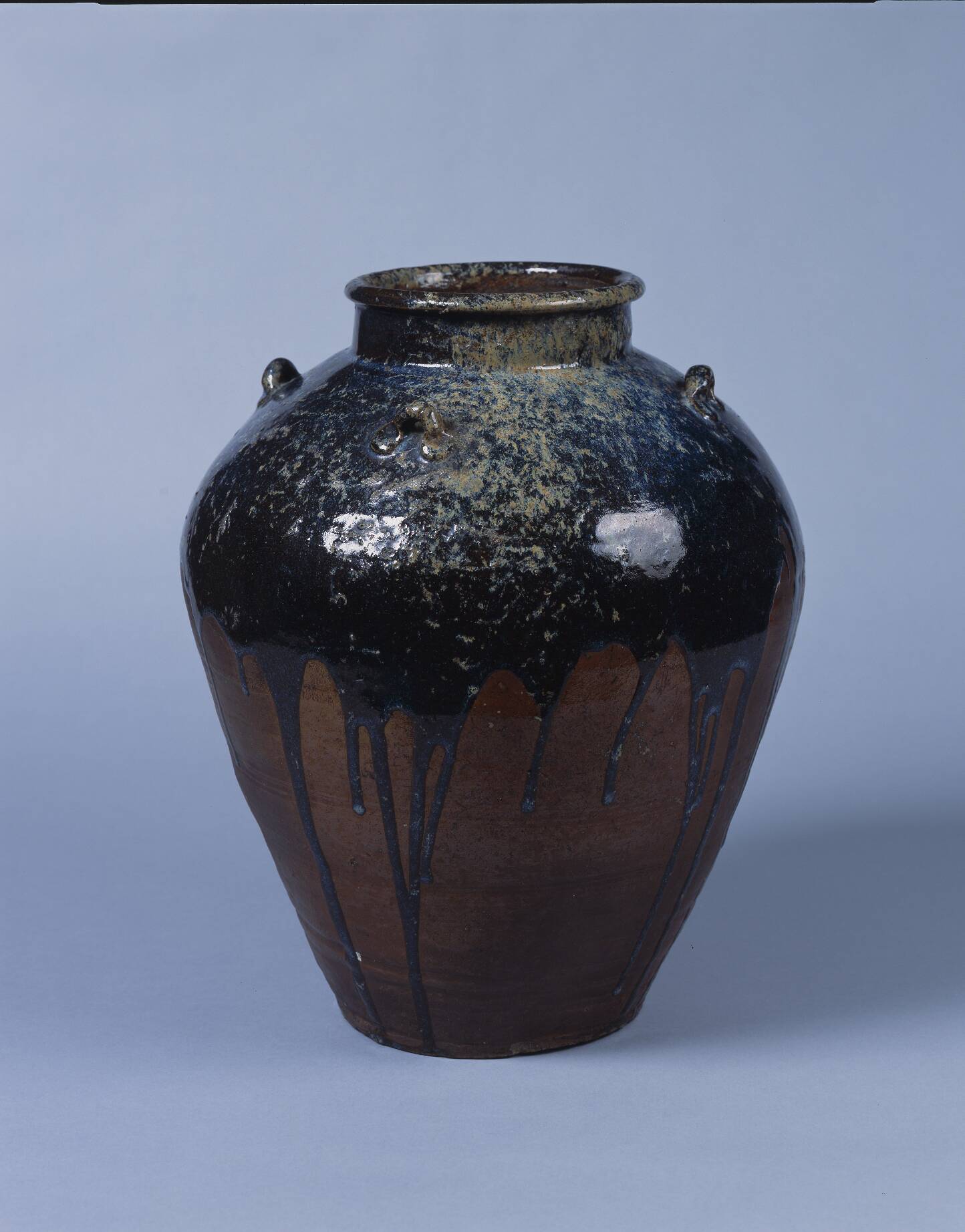 赤土部灰釉四耳壺 – 兵庫陶芸美術館 収蔵品データベース