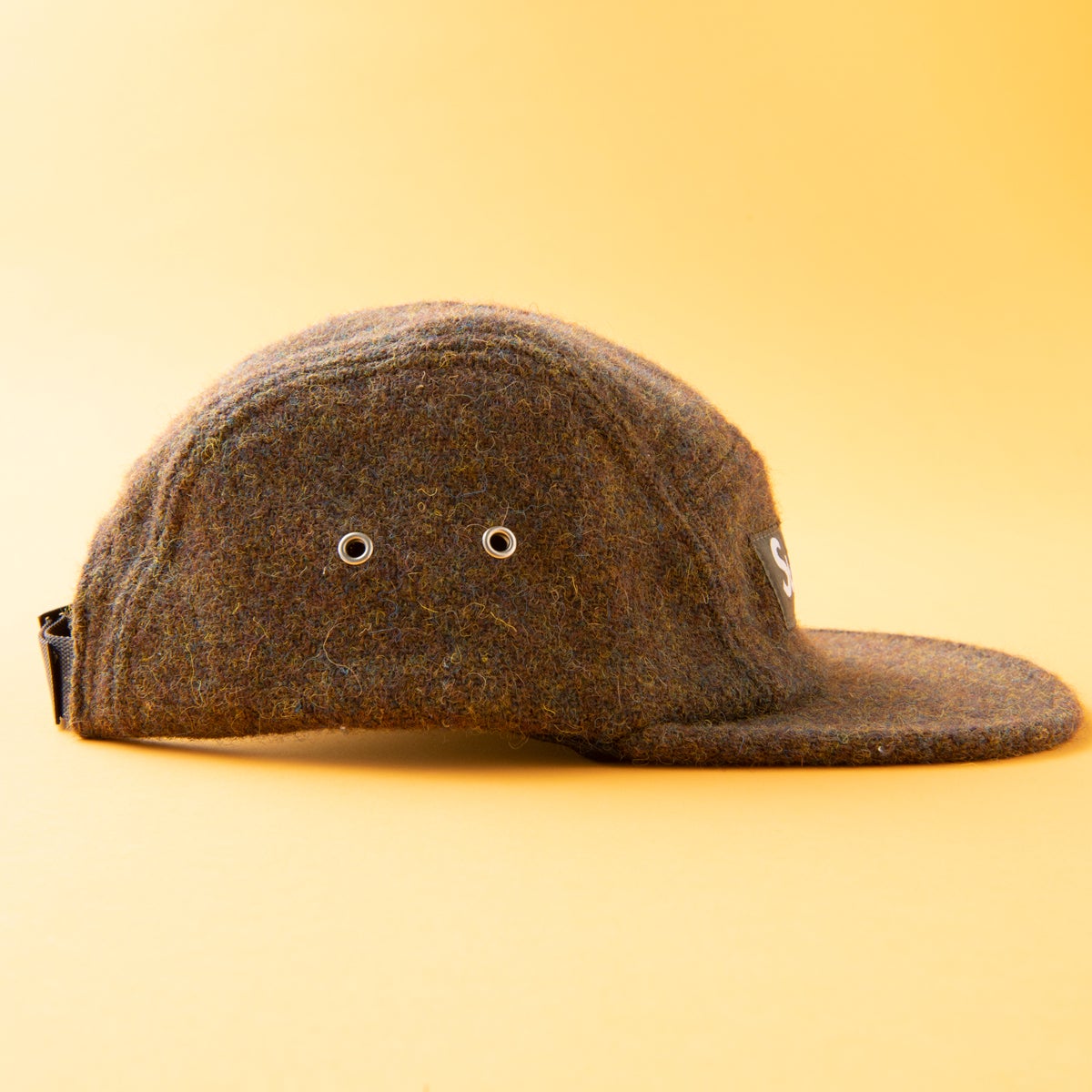 シュプリーム」の24年春夏最新作に思いを巡らせながらお気に入りの