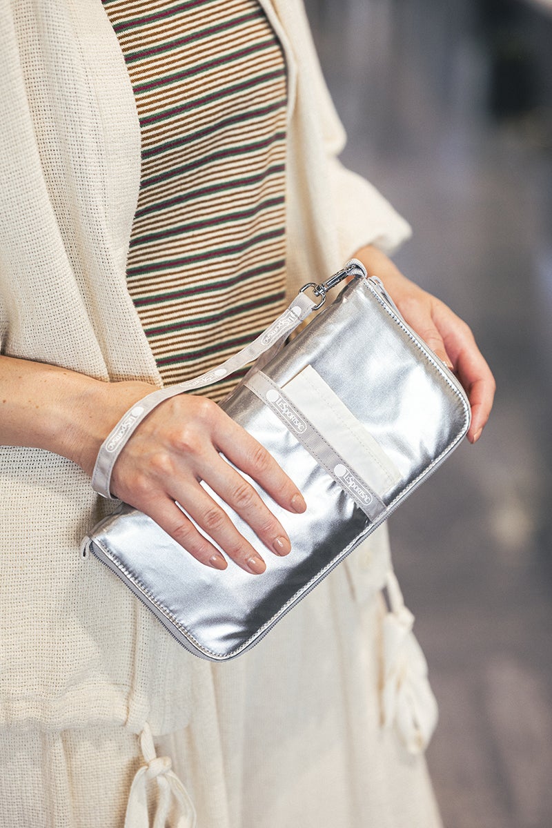 レスポ×『ひとりっぷ®』コラボに待望の新作。人気の“縦型”にバリエが