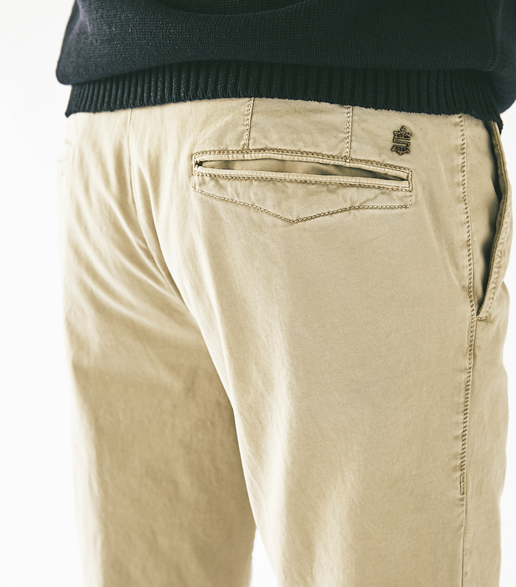 インコテックスの#100チノ」パンツが10年以上もベストセラーな理由