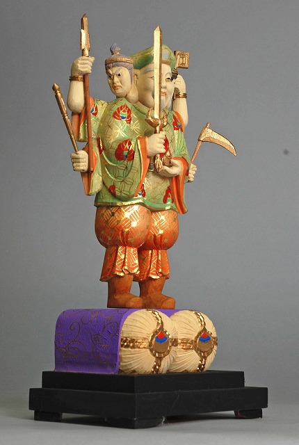木彫仏像 三面大黒天 総高24cm 桧材 淡彩色仕上 木彫仏像の制作
