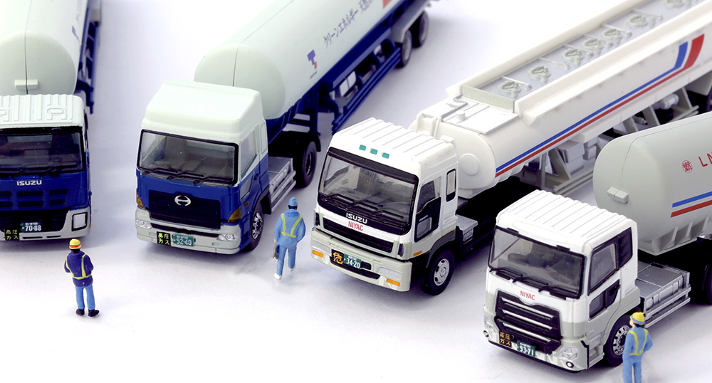 22台まとめ販売 TOMYTECトラック・トレーラーコレクション他 ケース付