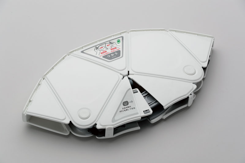 新製品】防災用折りたたみヘルメット「Flatmet（フラットメット