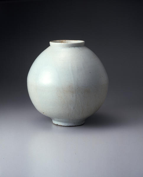 白磁 壺 高さ約20cm直径約20cm 白磁 壺 高さ約20cm直径約20cm 白磁 壺