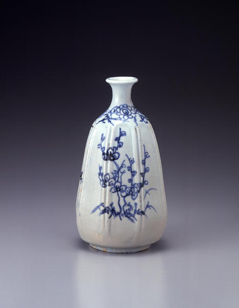 初期伊万里」青磁白磁染付竹葉文陶片 初期伊万里」青磁白磁染付竹葉文陶片