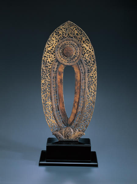 金銅透彫光背 - MIHO MUSEUM