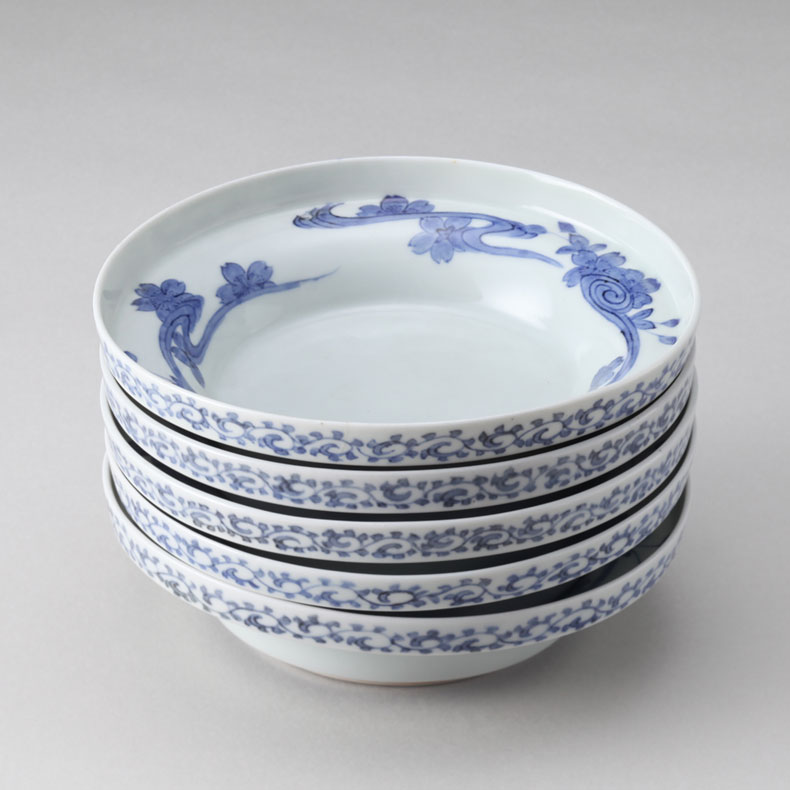 江戸前期 染付 菊流水紋 葉型小皿 江戸前期 染付 菊流水紋 葉型小皿