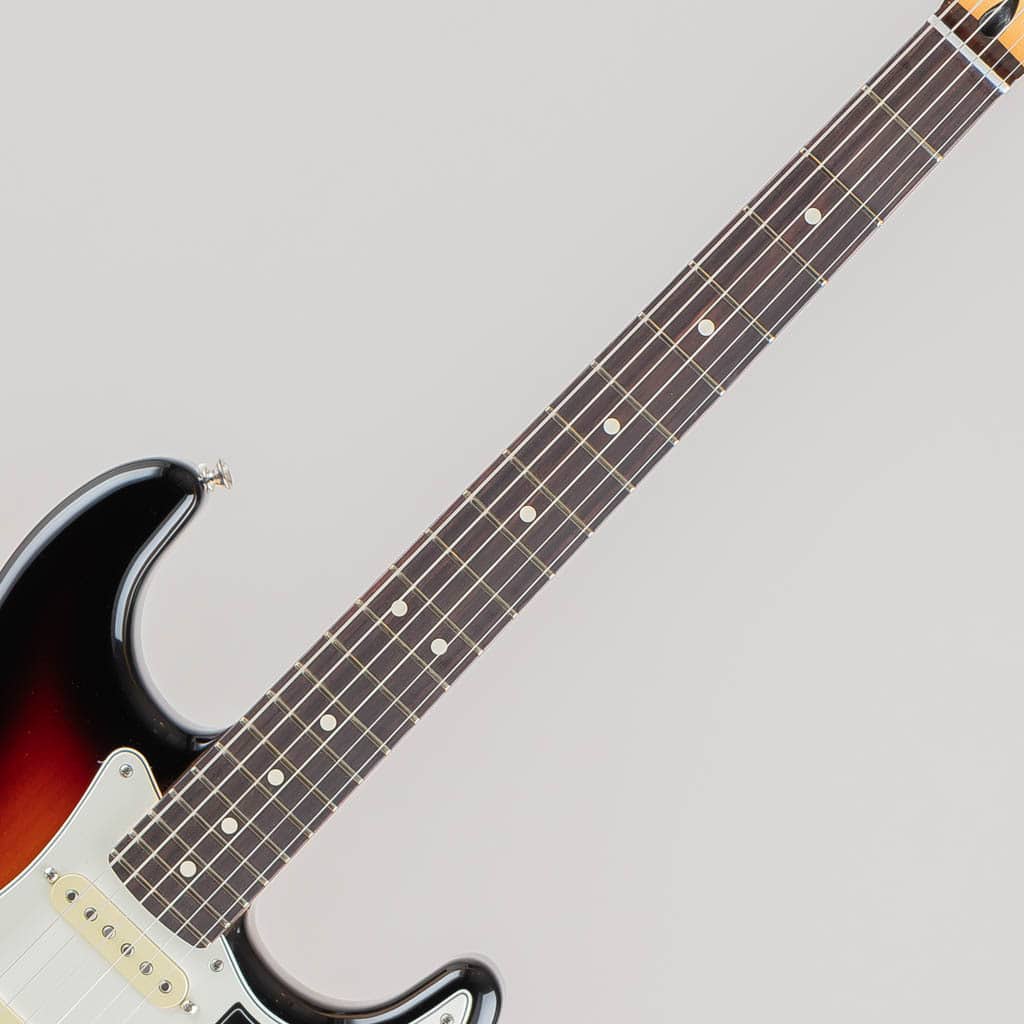 Player II Stratocaster/3-Color Sunburst/Rosewood Fingerboard
