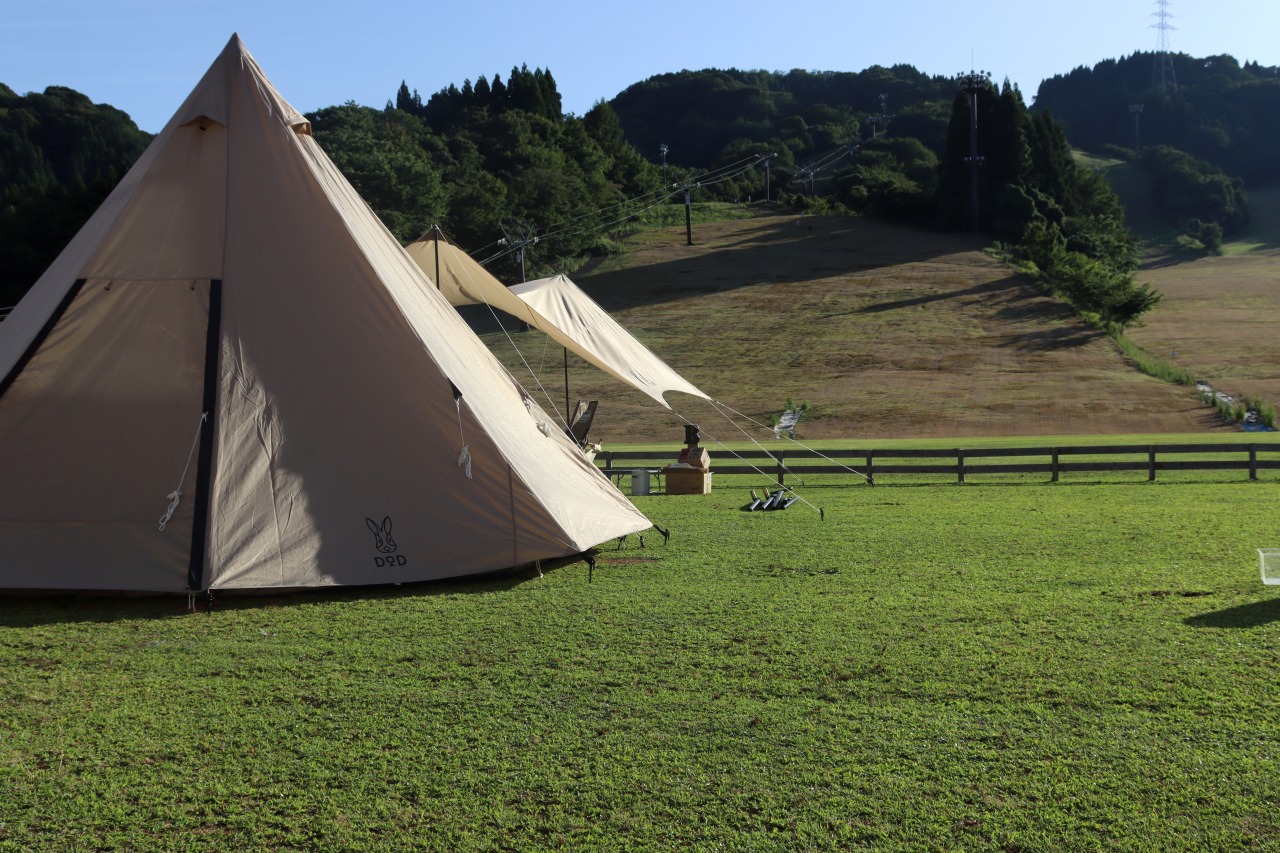 鉢伏山キャンプ場「ASOBASE（アソベース）」 | スポット | 南越前町