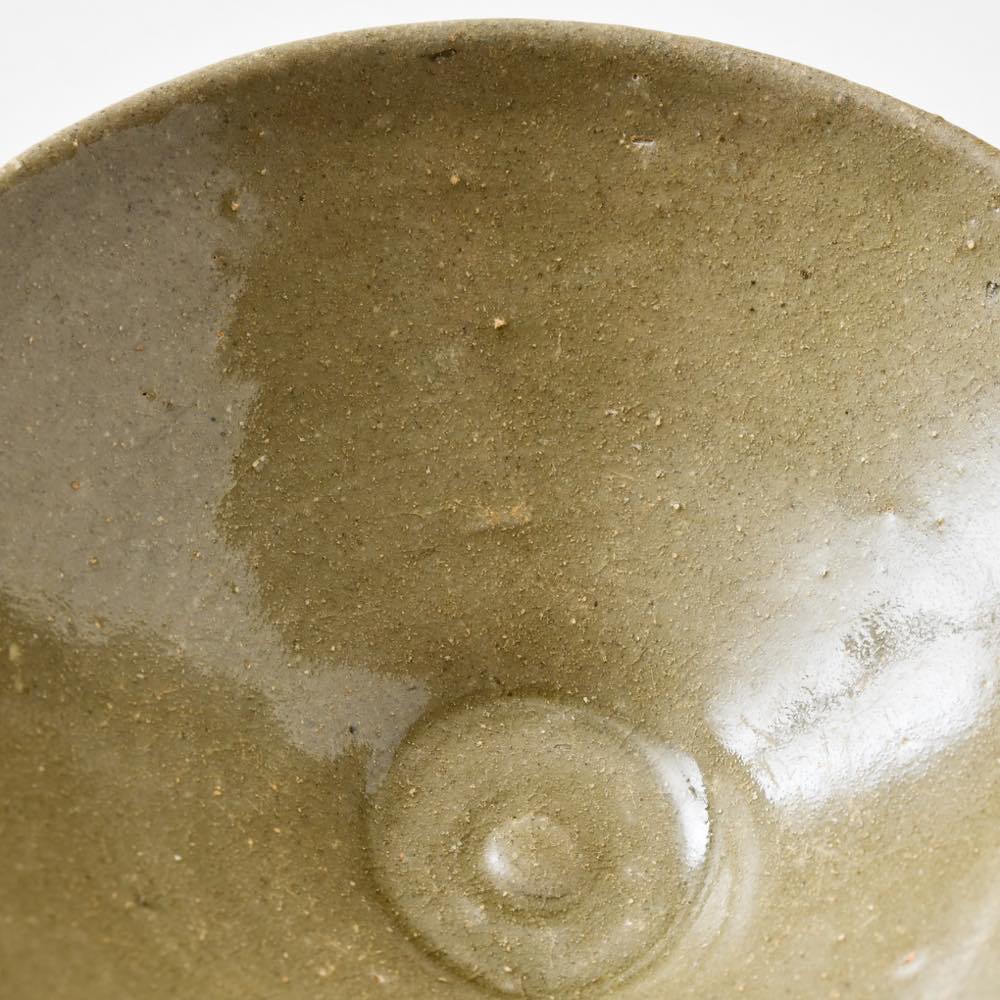 高麗青磁輪線紋茶碗です貫入いり 高麗青磁輪線紋茶碗です貫入いり