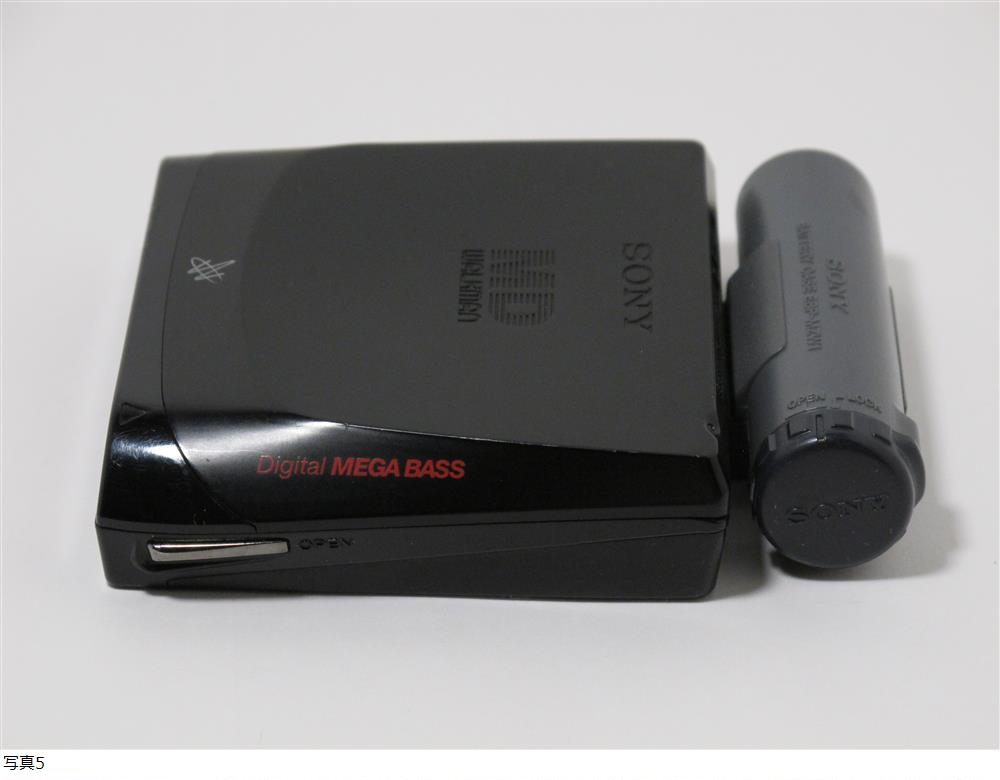 SONY MDウォークマン MZ-E7W MDプレーヤー BOSS 3469 SONY MD