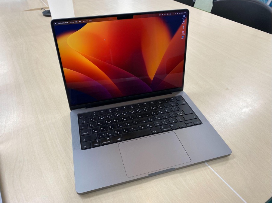 BUILD UP YOUR STUDIO 2024！MacBook Pro 14” M3（8GBメモリ）ボカロ曲