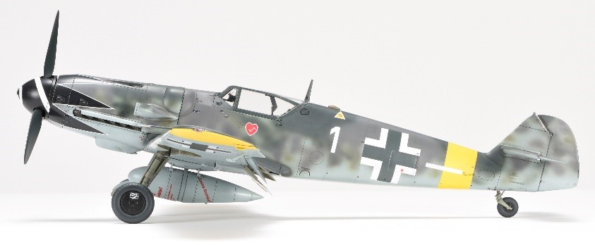 Bf 109 G-14/U4 1/32 エーリッヒ・ハルトマン1/32 造形村 SWS 1⁄