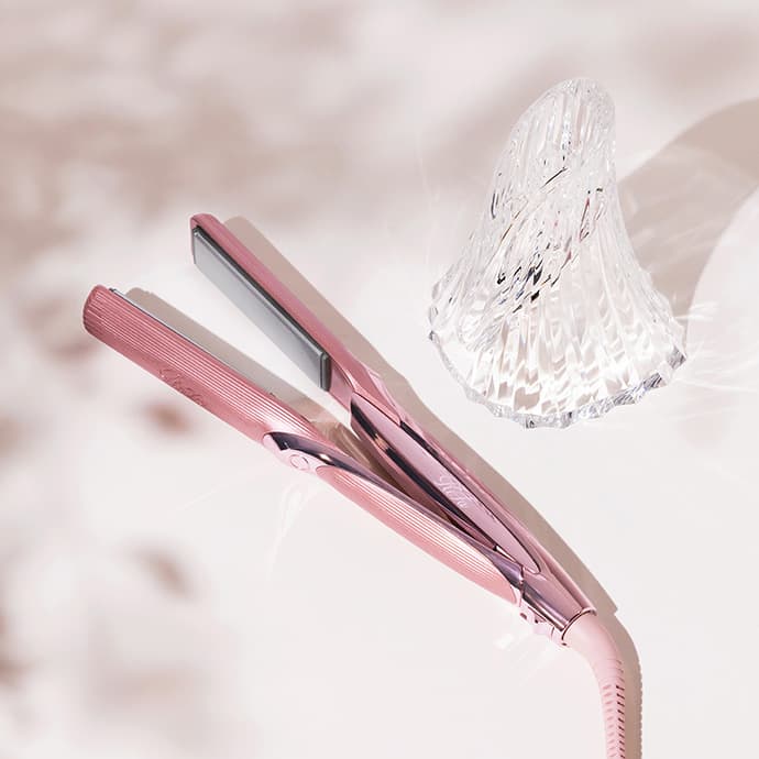 ReFaリファ ピンク ストレートヘアアイロン 2024年製 リファストレート