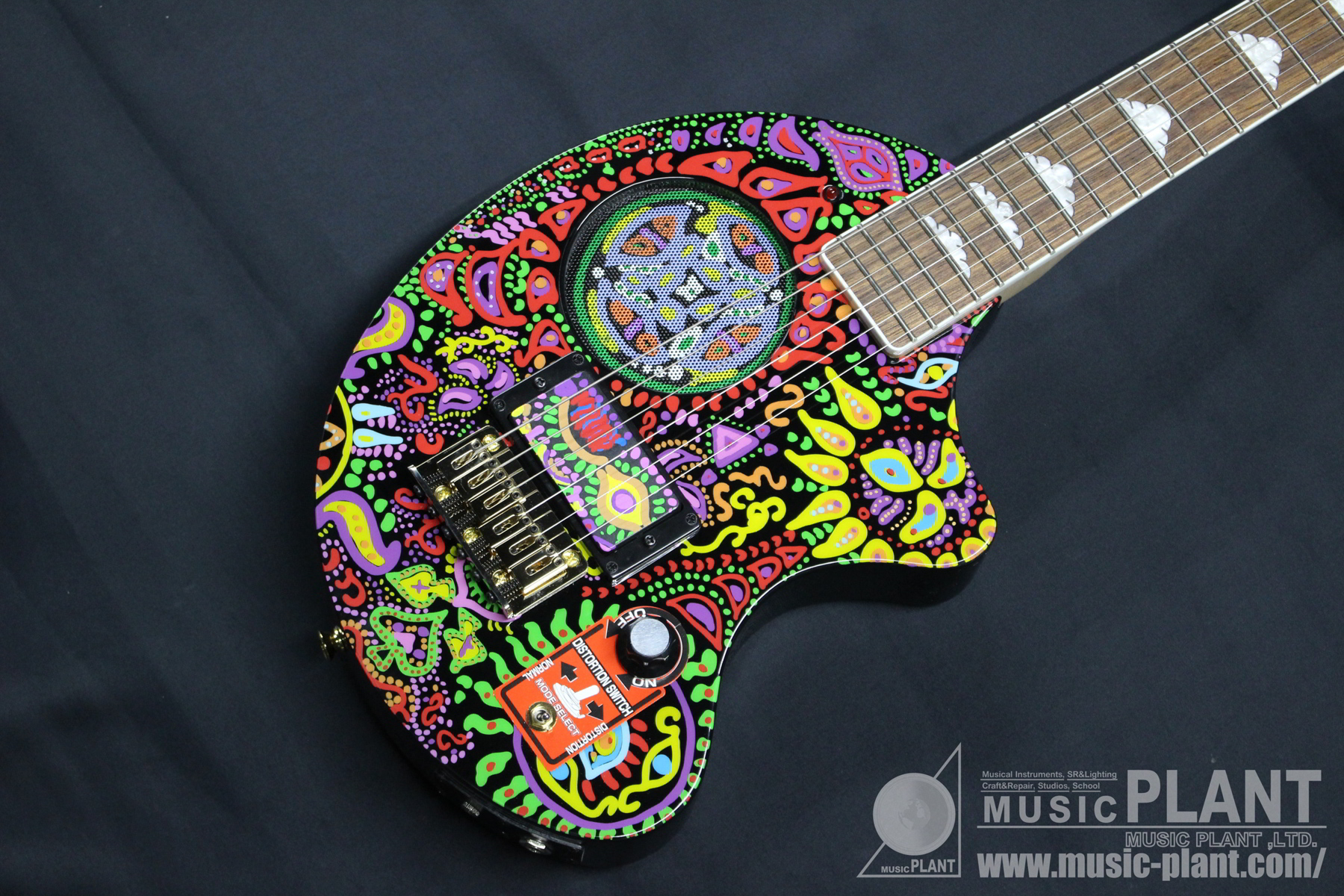 希少 Fernandes ZO-3(ぞーさん)スピーカー内臓エレキギター 完動品