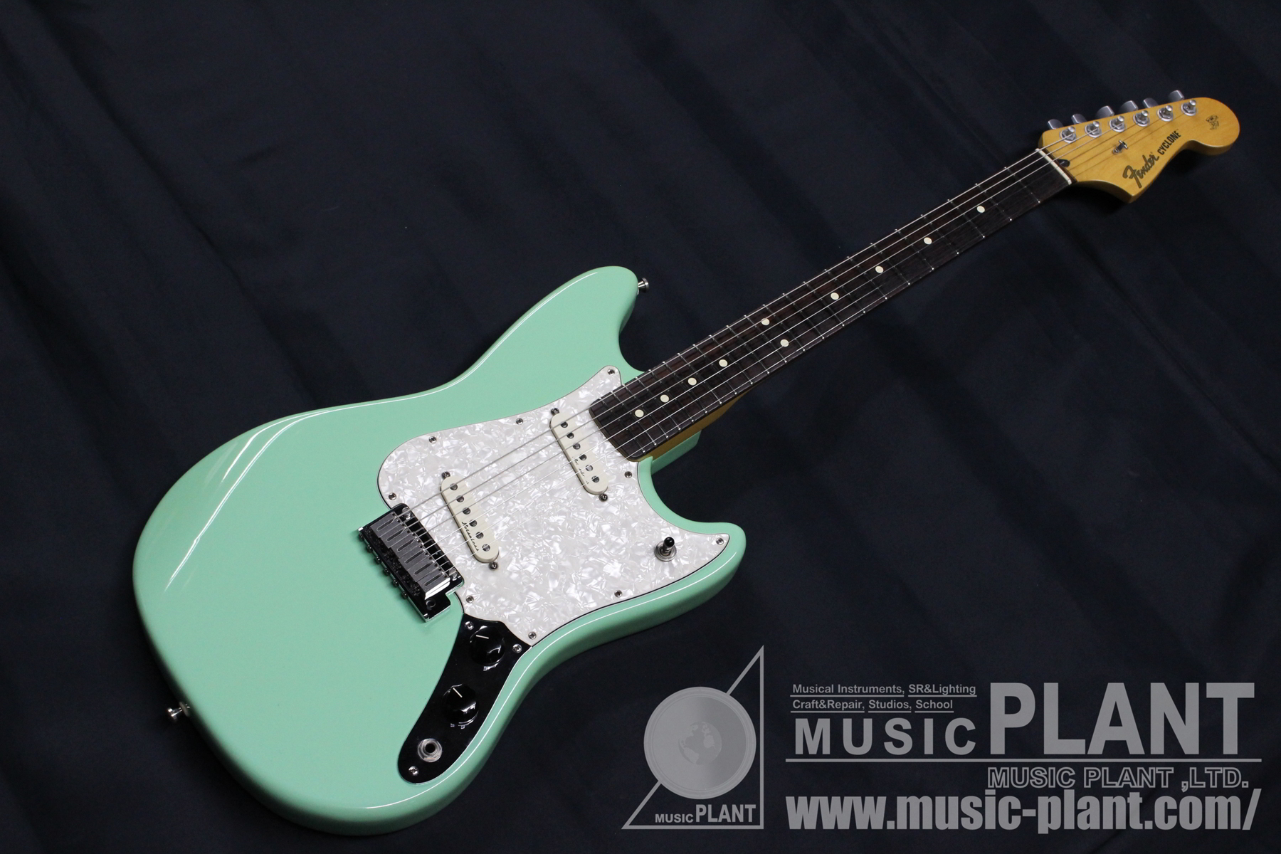 Fender USA サイクロンCYCLONE Surf Green中古品()売却済みです