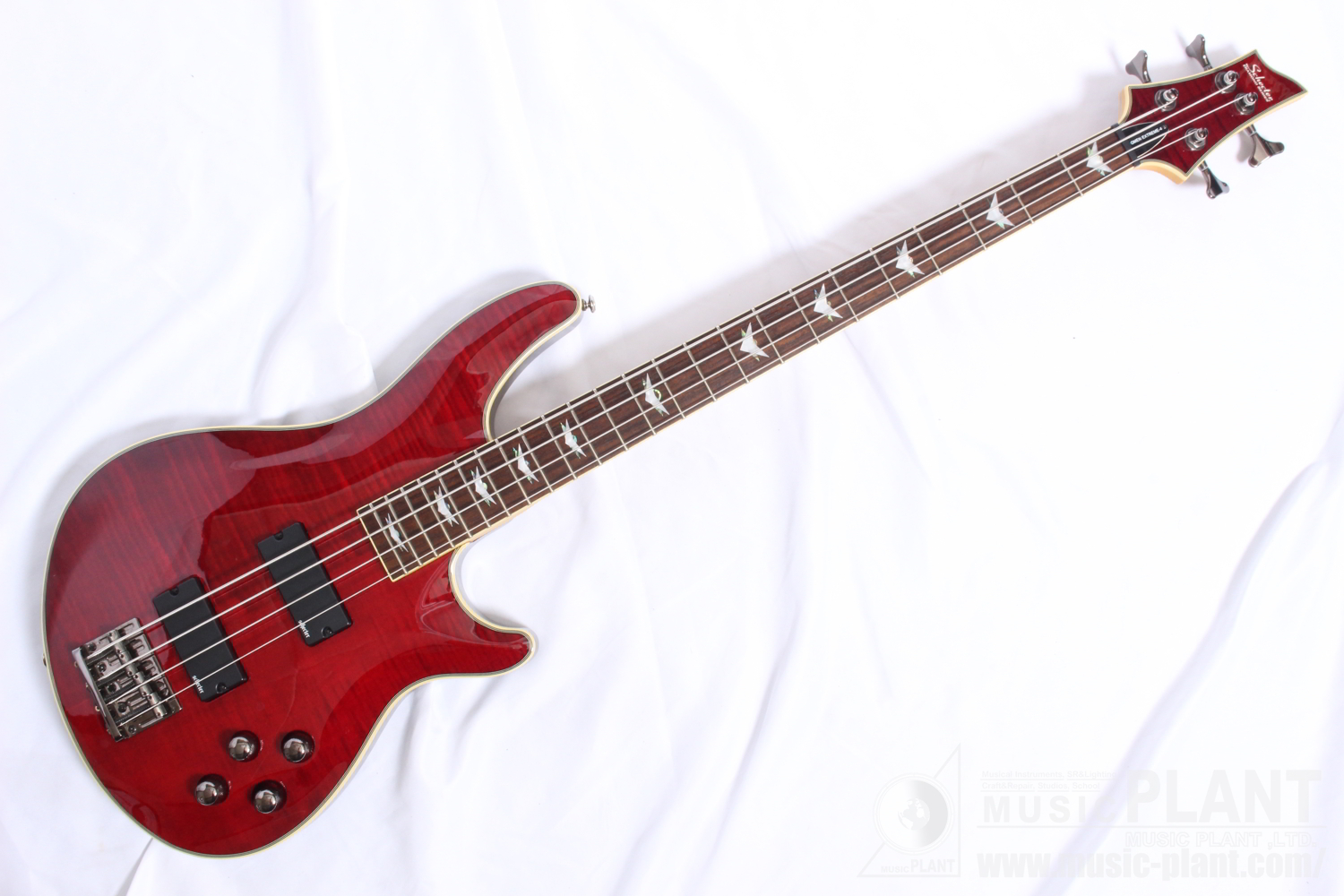Schecter omen extreme-4 電池 ケース付き Schecter omen extreme-4
