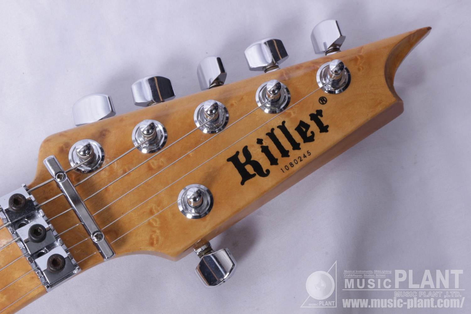 k*e様 PB141 エレキギター 白 やや傷汚れあり 動作不明 ジャンク 10 k