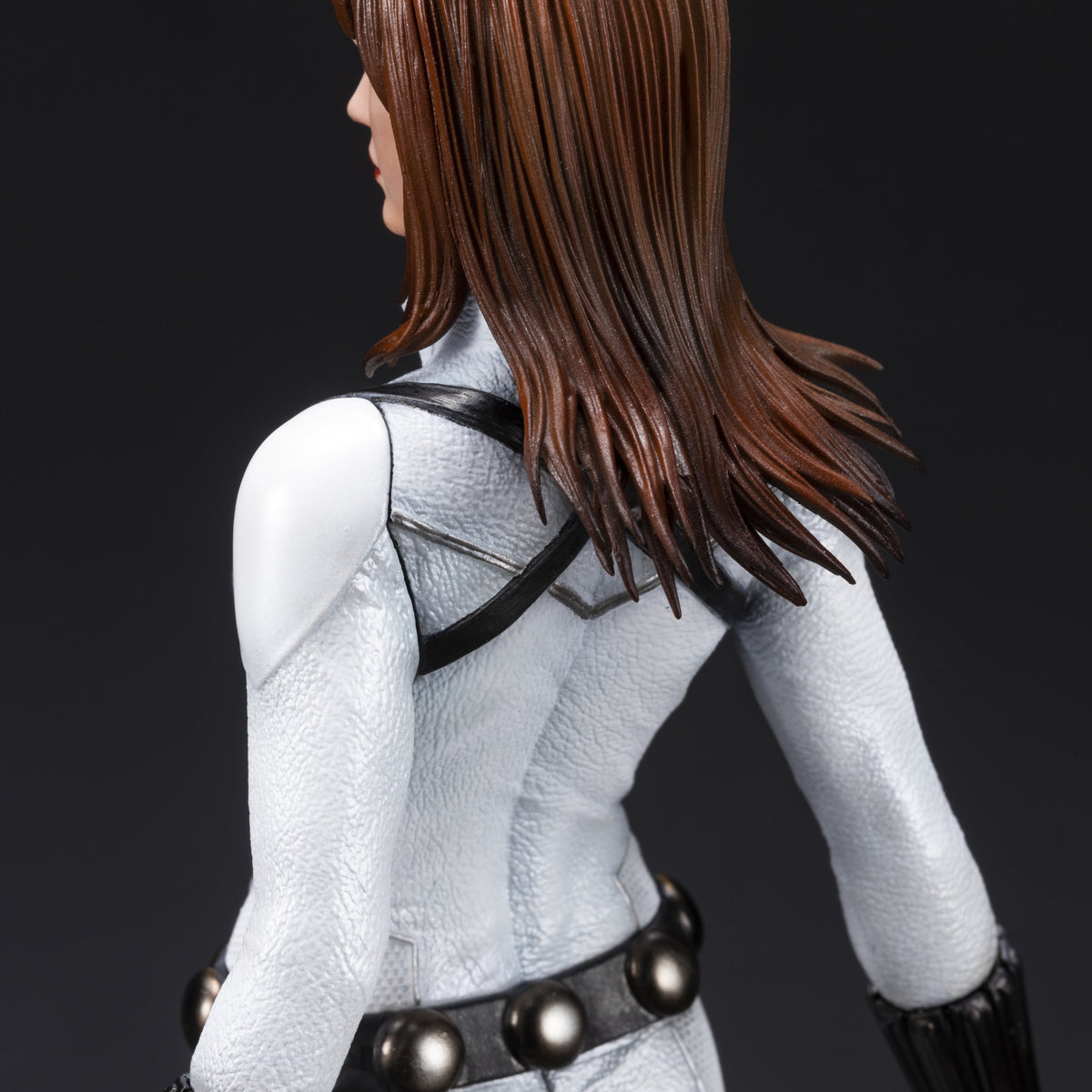 Black Widow (White Costume) – Kotobukiya ArtFX Premier Statue