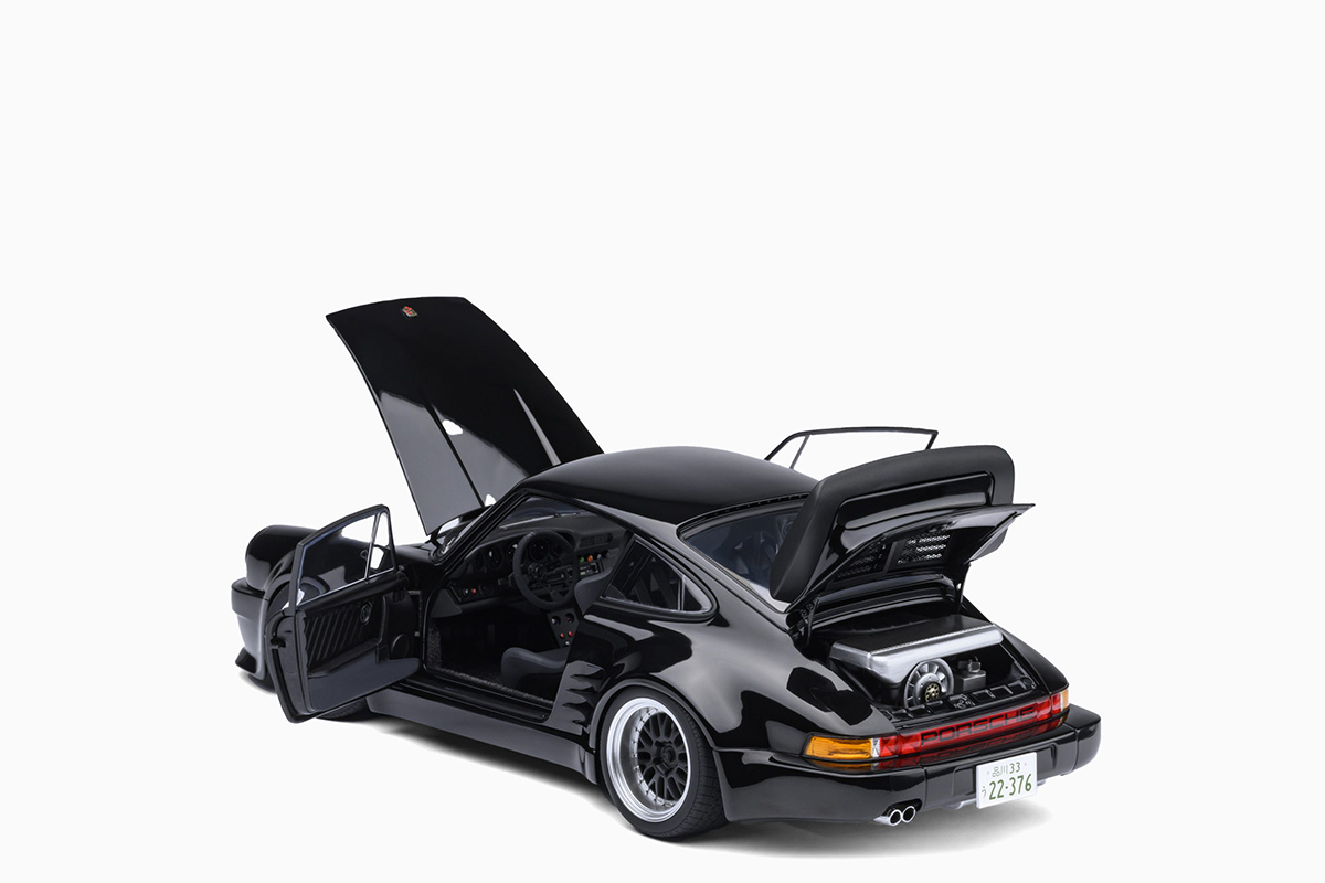 AUTOart 1/18 Scale Porsche 911 (930) Turbo Wangan Midnight