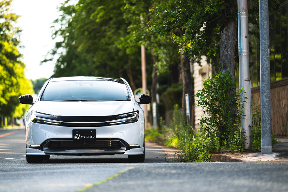 M'z SPEED 新車カスタムコンプリートカー | TOYOTA PRIUS GLMRS LINE