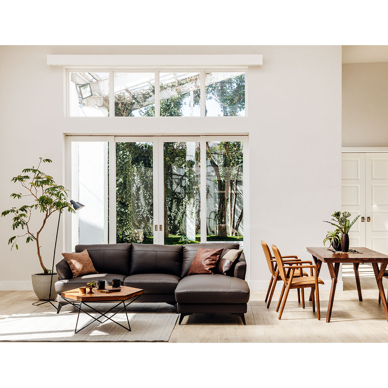 はぴこさん専用 ダークブラウン レザーソファ メーカーはカリモク は