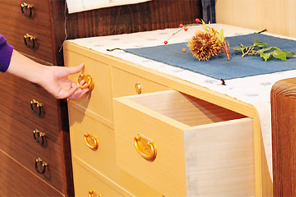 尾張名古屋の桐たんす 三長家具 (愛知県あま市/家具)| e-NAVITA