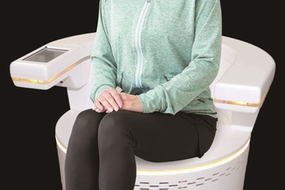 電磁パルストレーニングチェアで 骨盤底筋の強化→快適な生活を目指