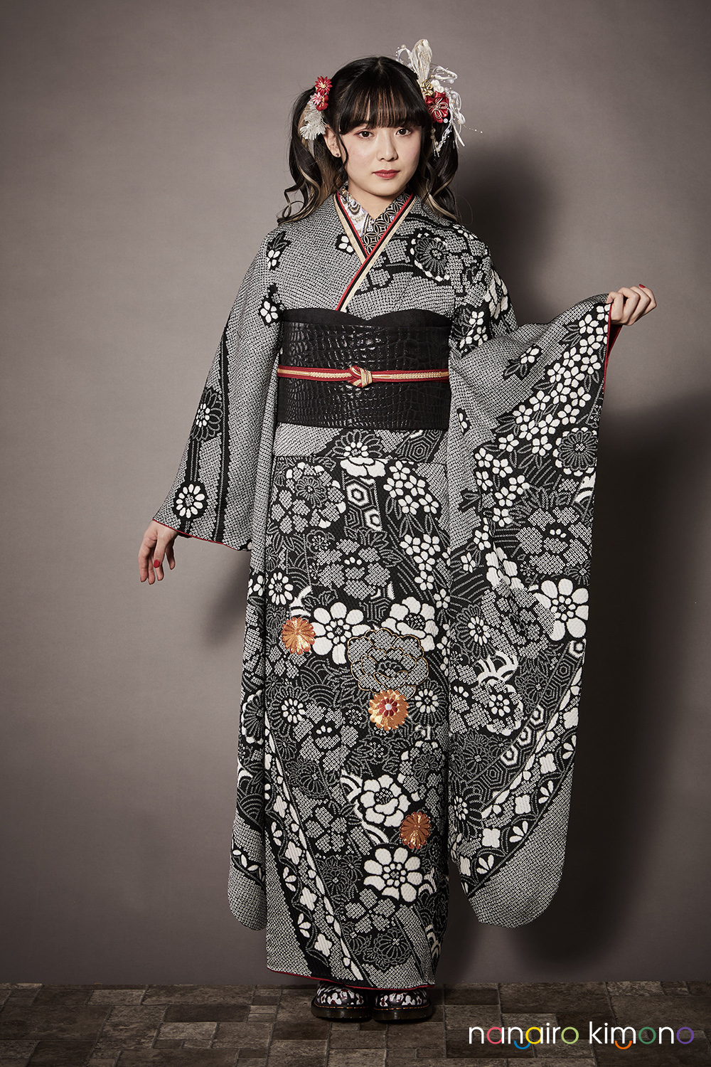 □本絞り□絞り□黒地振袖□古典正絹振袖フルセット□成人式□振袖一式