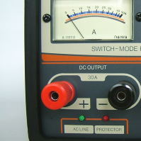 直流安定化電源 SS-330W（直流12V電源)の詳細および販売価格 ｜ なんず