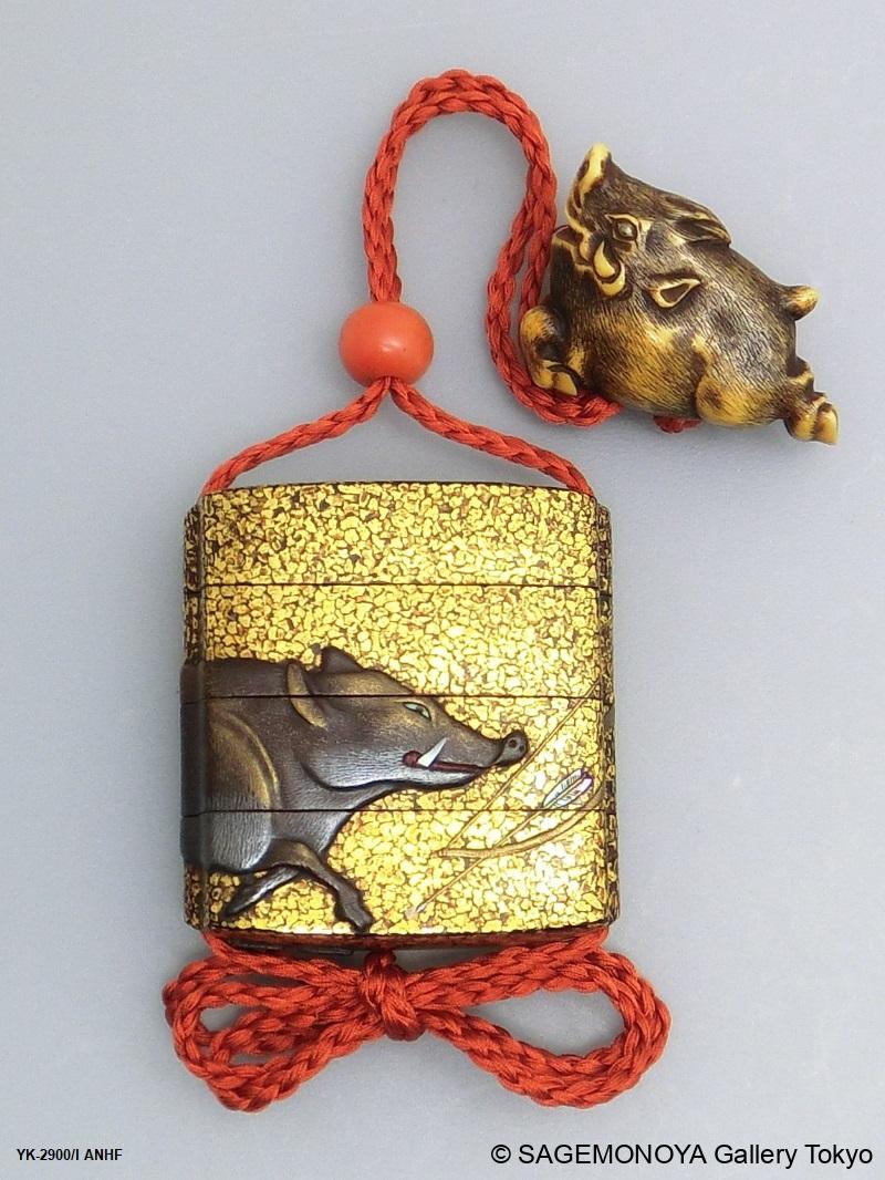 時代提げ物 黒漆 丸に片喰蒔絵 印籠 薬入 根付 緒締め玉 C 9446 時代