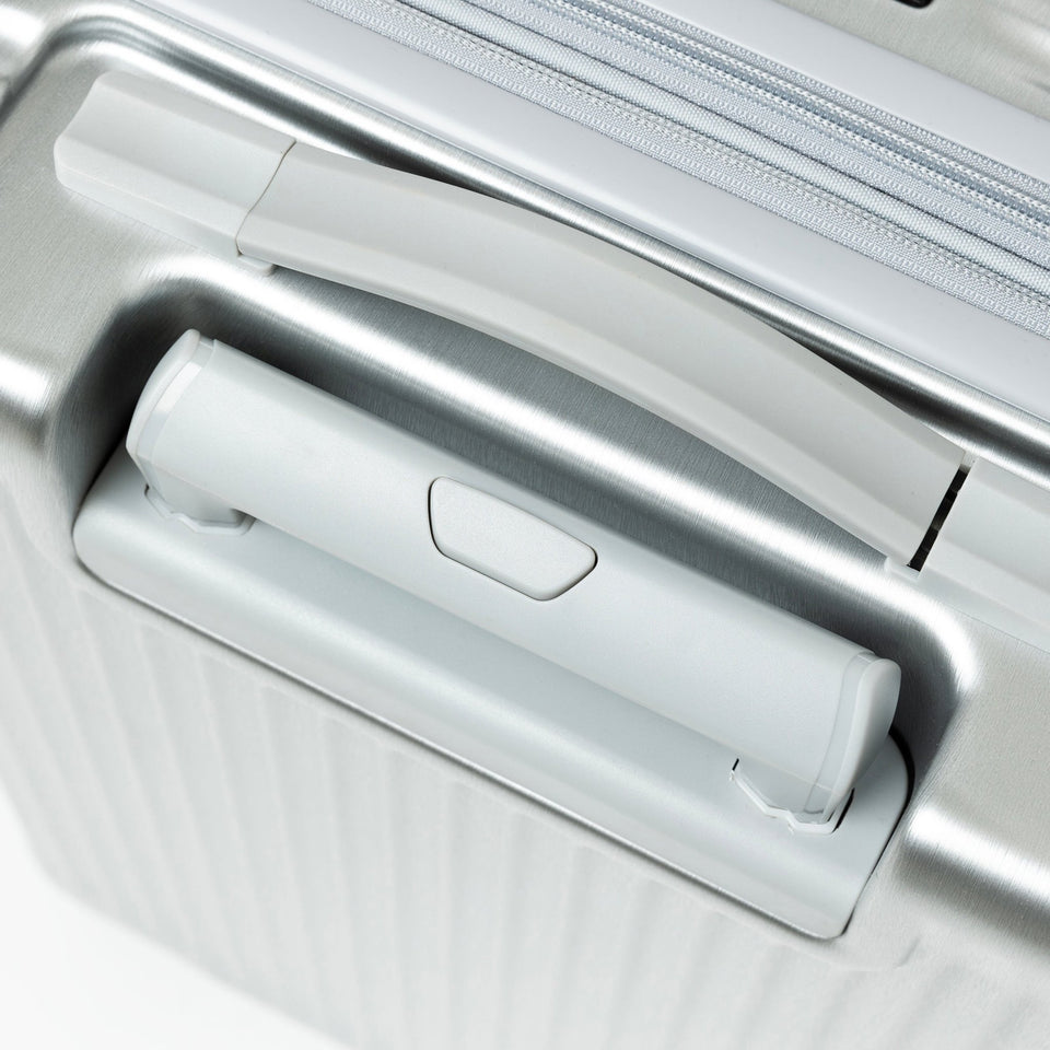 Wheel Carry Case 33-38L キャリーケース SMALL シルバー | ニューエラ