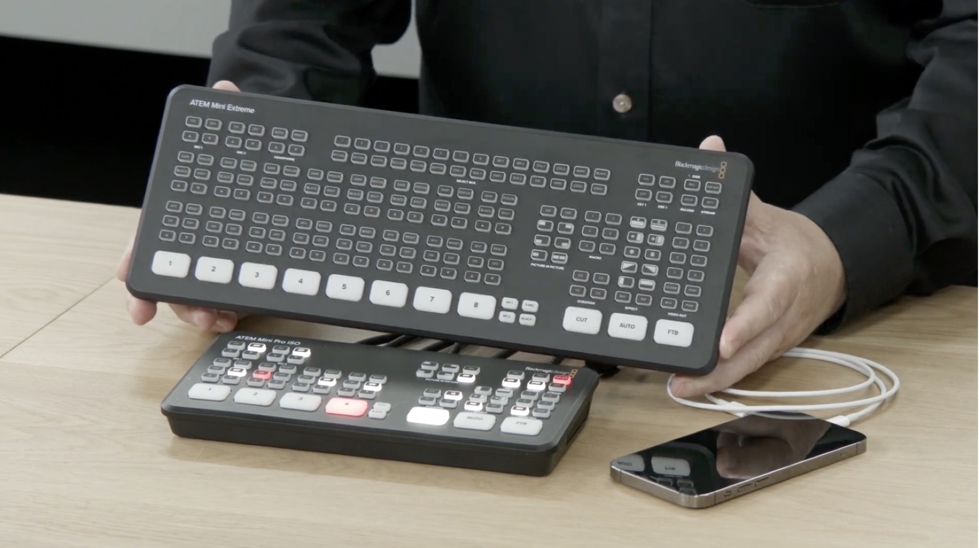 8-inputs Blackmagic Design ATEM Mini Extreme and ISO announced