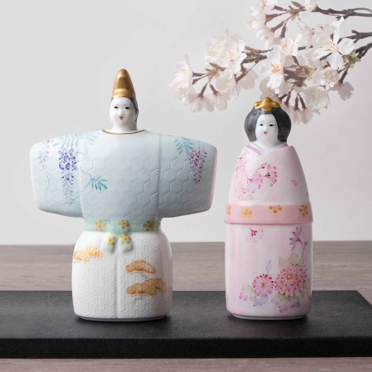 加賀伝統工芸品、紺谷力作「閼伽（あか)人形」 加賀伝統工芸品、紺谷