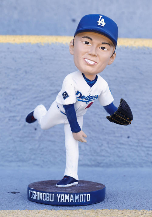 山本由伸 選手ボブルヘッド ドジャース 2024年6月13日 配布フィギュア