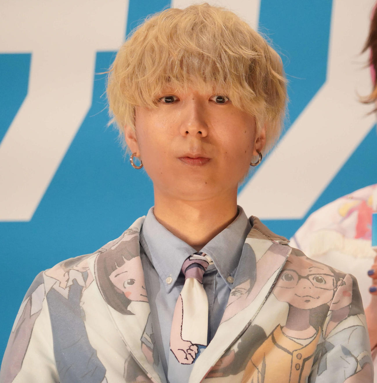 礼賛」川谷絵音が痴漢騒動巡り再度声明「ライブ中でも演奏止めて」対応