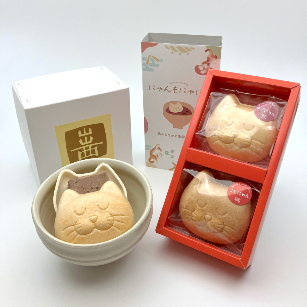 にゃんもにゃにゃ 猫のもなかの出雲ぜんざいを出西窯のお椀で楽しむ