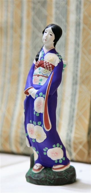 歌舞伎人形を得意とした小島与一さん作の「暫」 - 博多織と博多人形の