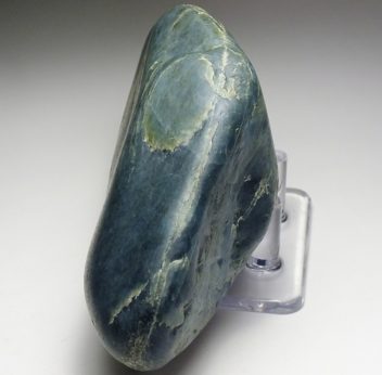 金山谷 濃緑色部分］糸魚川翡翠13g ヒスイ ひすい 金山谷 濃緑色部分