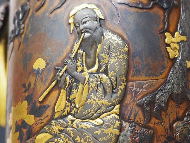 加賀象嵌 金工「金銀象嵌彫金双耳付古銅製花瓶」の販売｜小川処堂