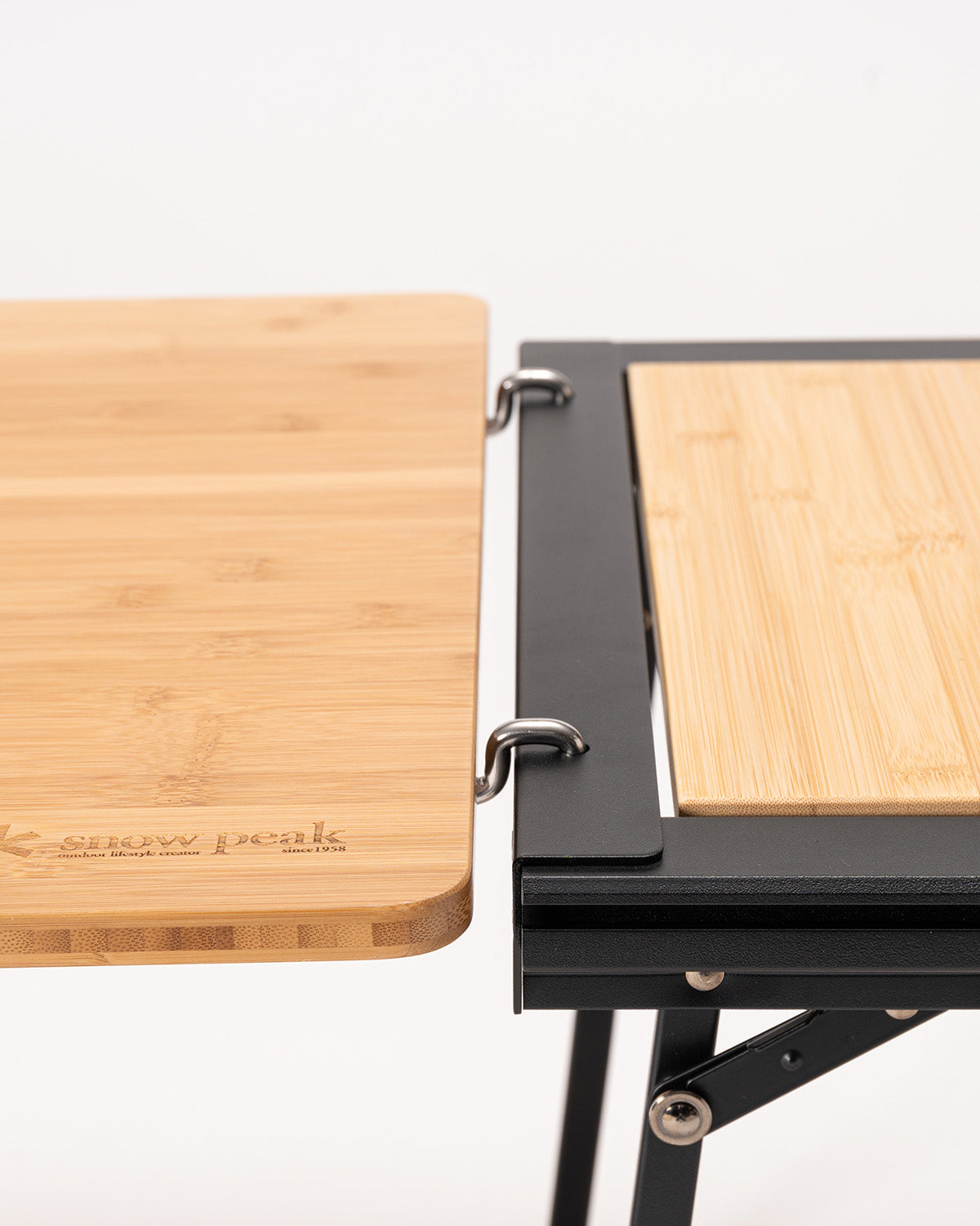 Renewed Entry IGT in Black | Snow Peak