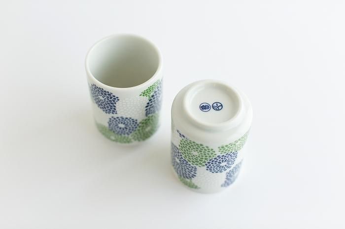 湯呑み2客セット／菊づくし