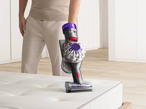 Dyson V8 Focus Clean HH15 サイクロン式 /コードレス｜の通販は