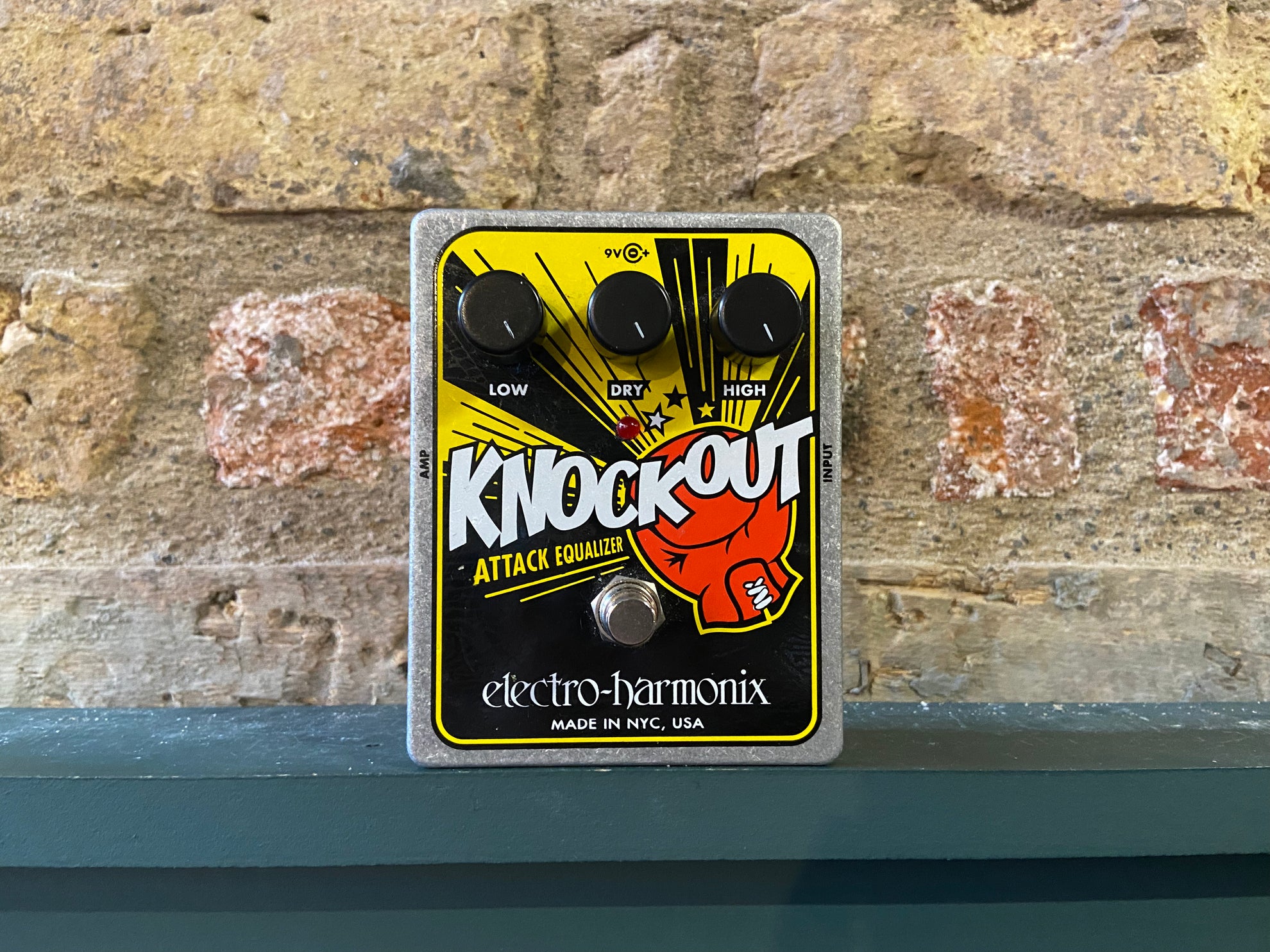 生産終了品】electro-harmonix Knockout 生産終了品】electro-harmonix